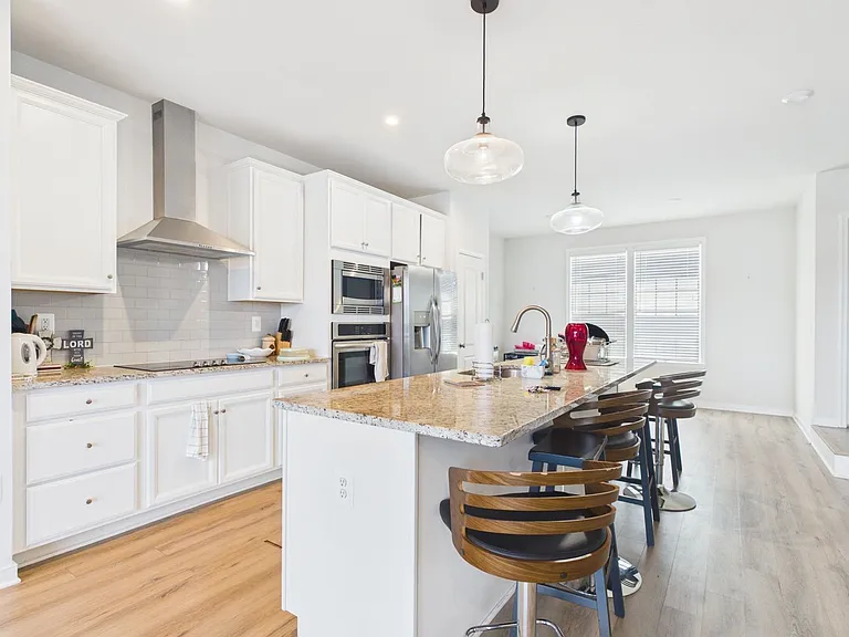 1405 Kerr Dr — Photo 7