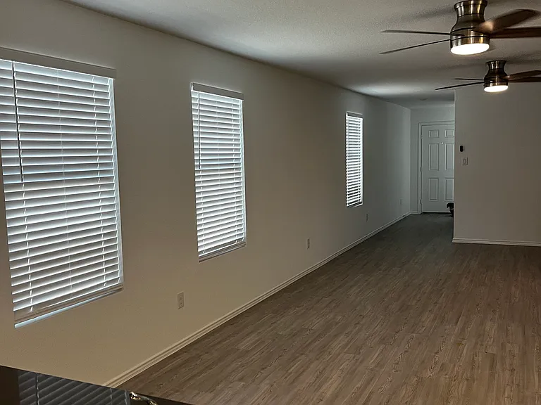 9201 Luciano Pl — Photo 6