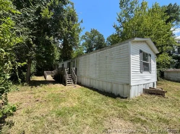 365 Scronce Rd, Harrells, NC 28444
