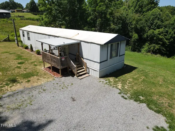12708 River Ln, Coeburn, VA 24230