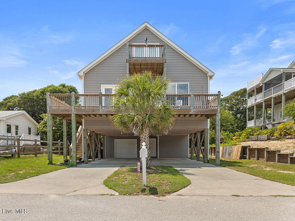 1st image of 127 Eastview Drive