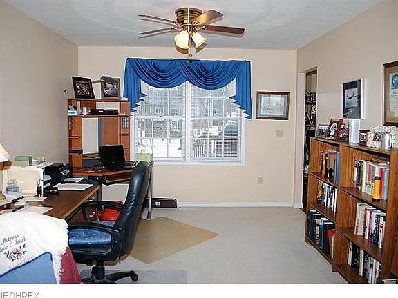 4th image of 2808 Haggett Dr