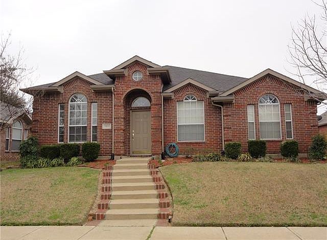 1st image of 5833 Southmoor Ln