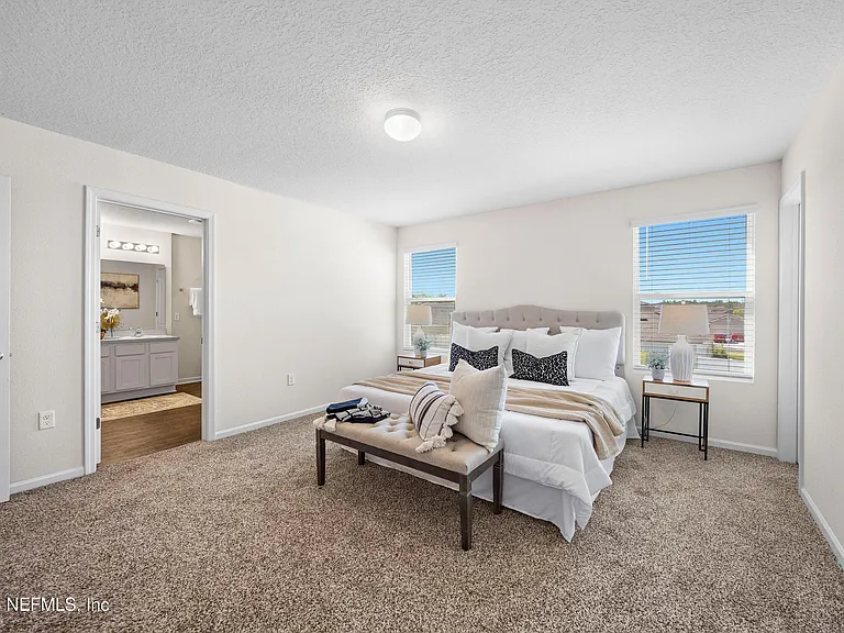2555 Oak Stream Dr — Photo 9