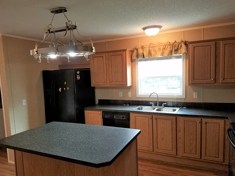 1 Duke Dr — Photo 10