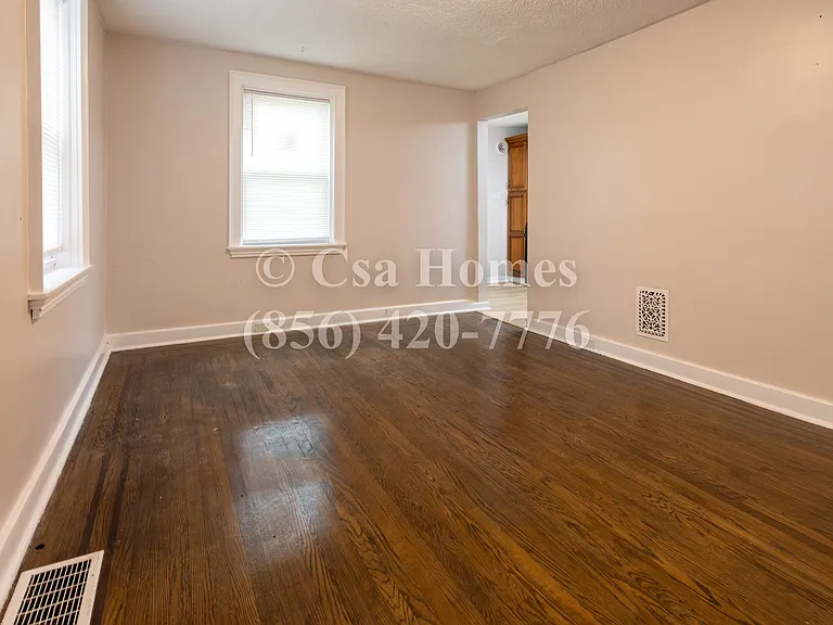 3042 Porter Rd — Photo 2