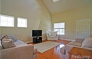 2nd image of 50358 Mulberry Ct