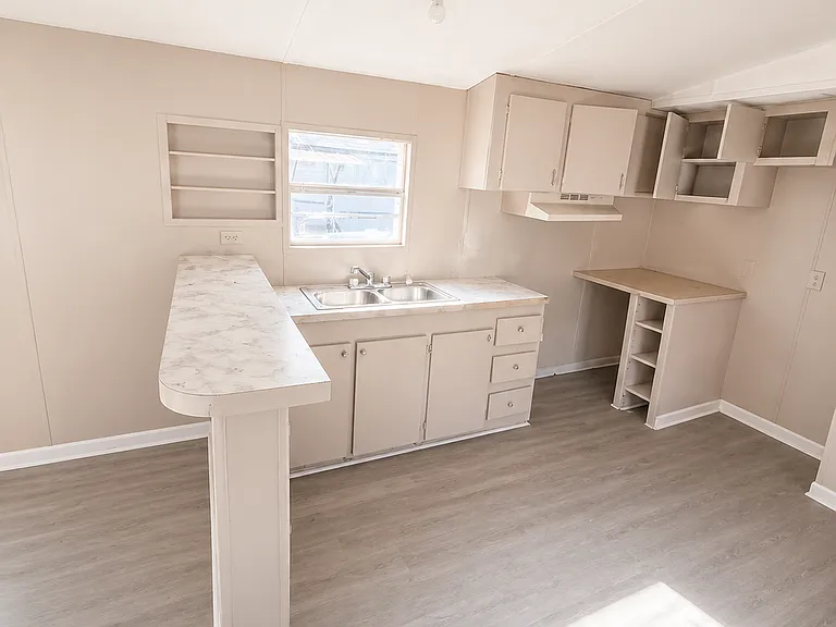 110 Deborah Dr #15 — Photo 13