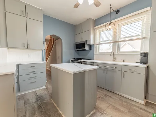 940 E 6th St, Fremont, NE 68025