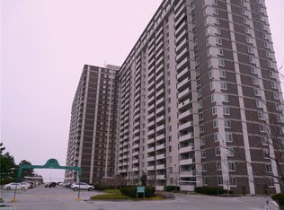 12900 Lake Ave APT 122, Lakewood, OH 44107
