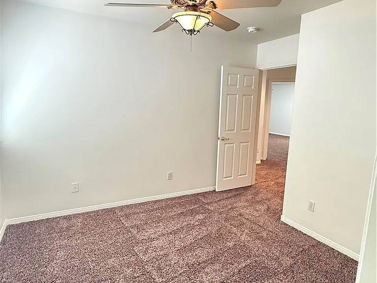10975 Calcedonian St — Photo 17