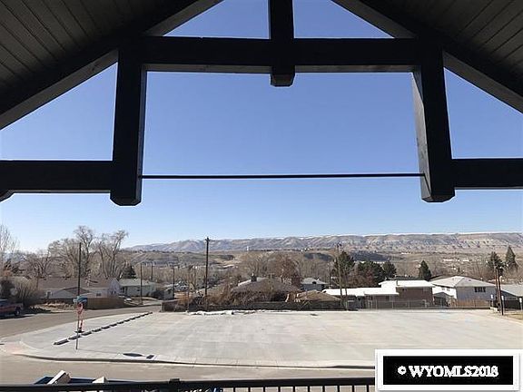 5th image of 1518 Kari Ln