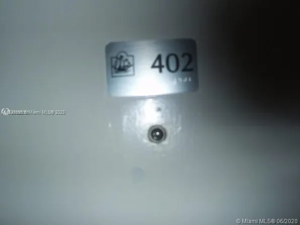 6969 Collins Ave APT 402, Miami Beach, FL 33141