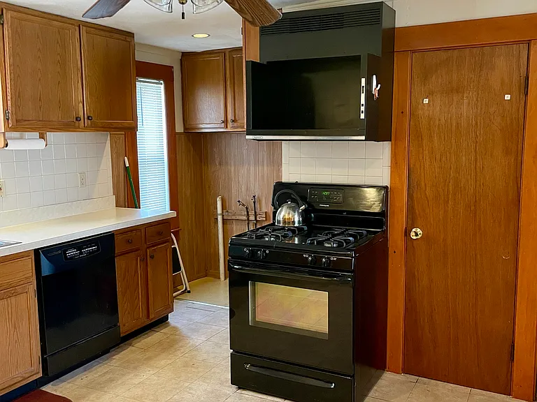 15 Green St — Photo 5