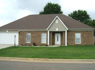 15923 Landview Ln, Athens, AL 35613