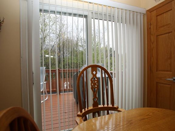 5th image of 7546 Jeanne Dr