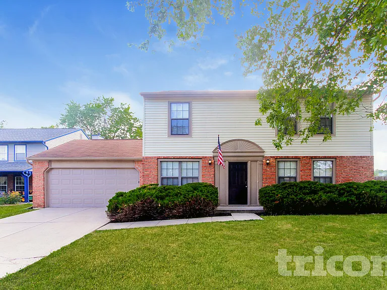 5926 Bowie Ln — Photo 1