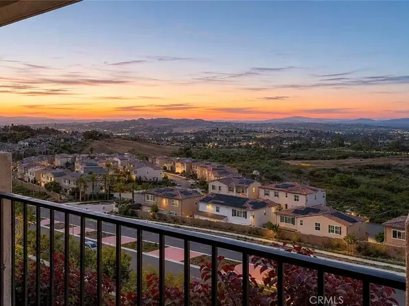 1610 Holly Leaf Way, Oceanside, CA 92056