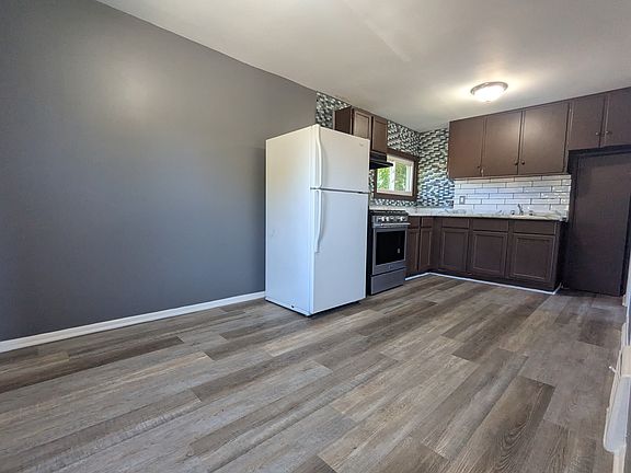 5th image of 817 Front St Floor 2