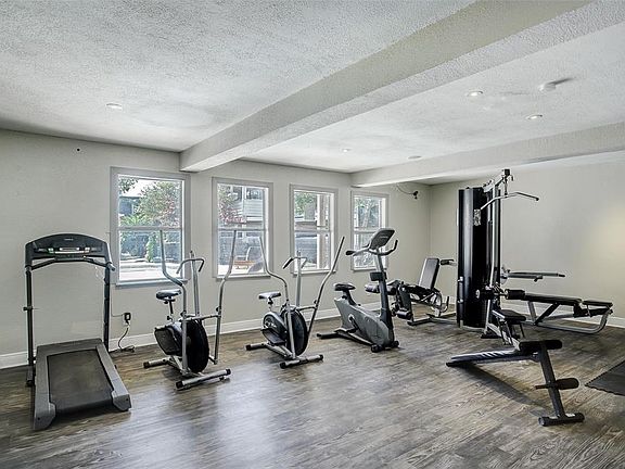 5th image of 6220 Fairdale Ln APT 75