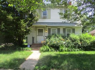 2225 Latham St, Rockford, IL 61103
