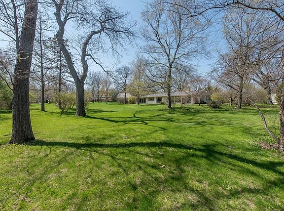 3rd image of 1820 South Ln