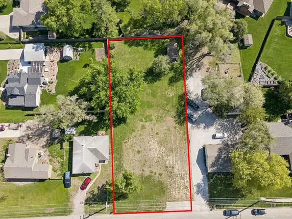 2315 E 16th St, Fremont, NE 68025