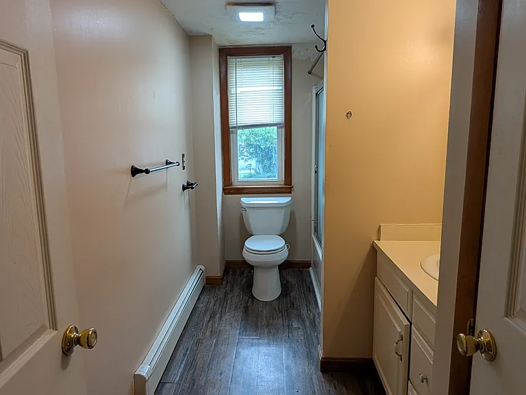 91 Regan St #1R — Photo 5