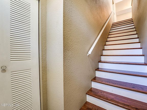 3rd image of 13700 RICHMOND PARK Drive N #1006