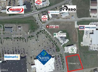 1201 Burlington Dr, Bismarck, ND 58504