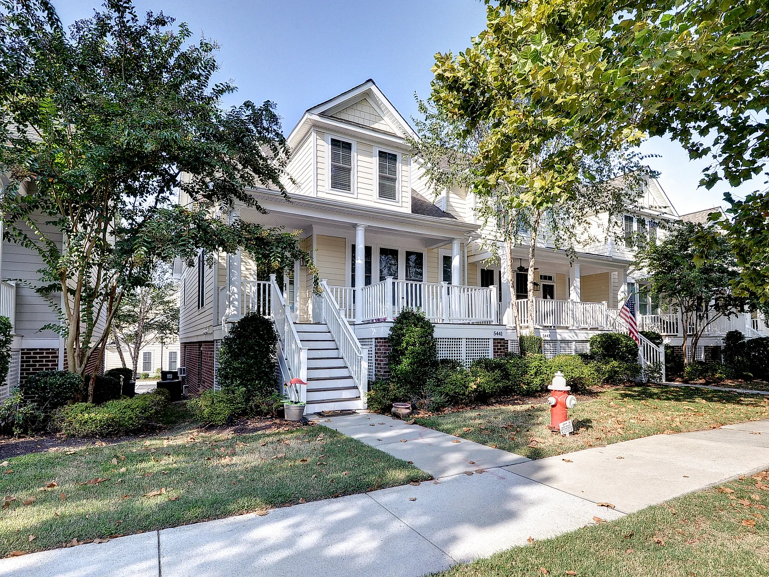 4 bed, 3.5 bath, 2105 sqft, $3,295 — Photo 1