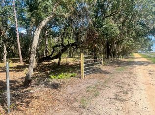 2 Sendcastle Dr, Groveland, FL 34736