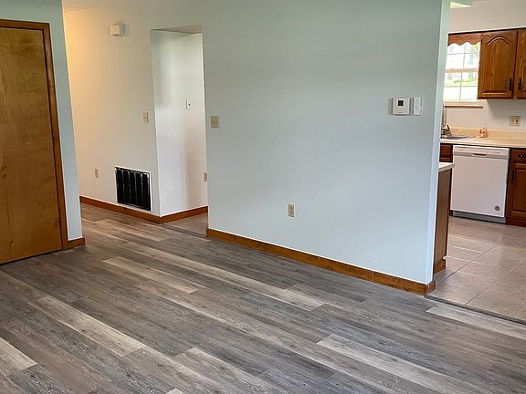 3rd image of 103 Birch St #7