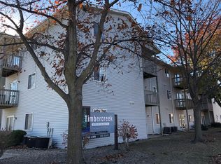 610 Stonehaven Dr UNIT 8, Ames, IA 50010