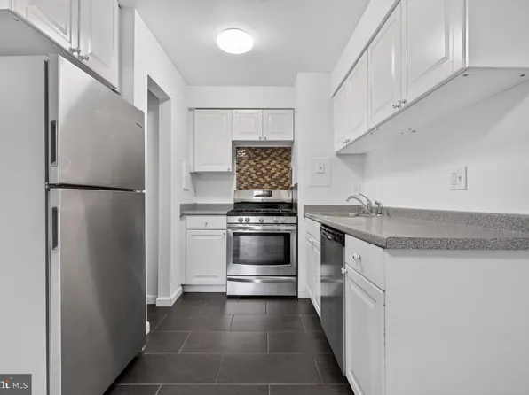 7753 Patriot Dr APT 54, Annandale, VA 22003