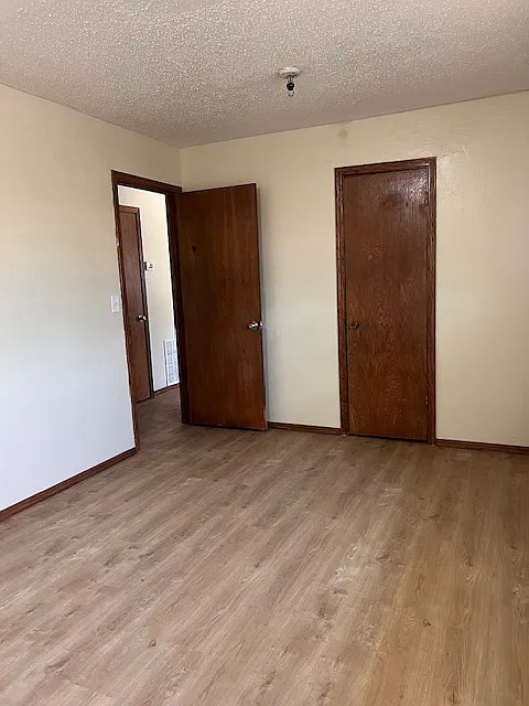 3 bed, 1275 sqft, $1,300 — Photo 2