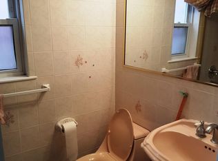 5418 153rd St #2, Flushing, NY 11355