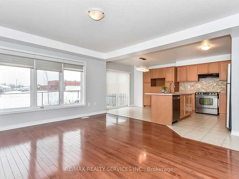 48 Fletcher Cir — Photo 11