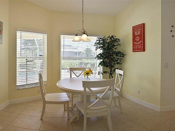 4th image of 1118 SW 46th Terrace Cpe