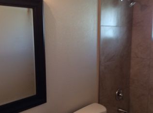 2044 N Raymond Rd, Hanford, CA 93230