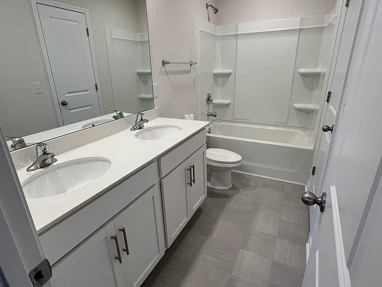 2020 Navarro Rd — Photo 15