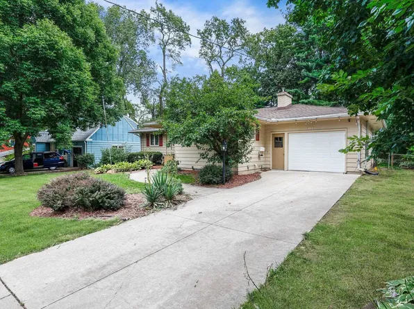 411 Orchard Dr, Madison, WI 53711
