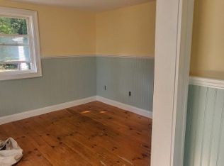 18 Sawdy Pond Rd, Fall River, MA 02721