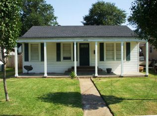 4950 Garfield Ave, Groves, TX 77619