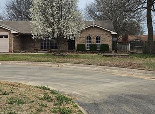 6419 Harvard Ct, Bartlesville, OK 74006
