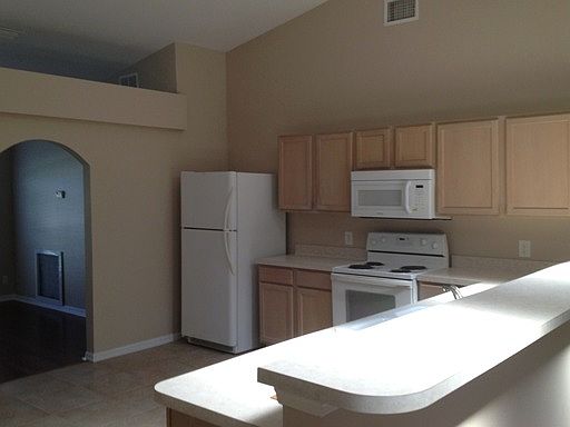 3rd image of 3874 SW Cheribon St