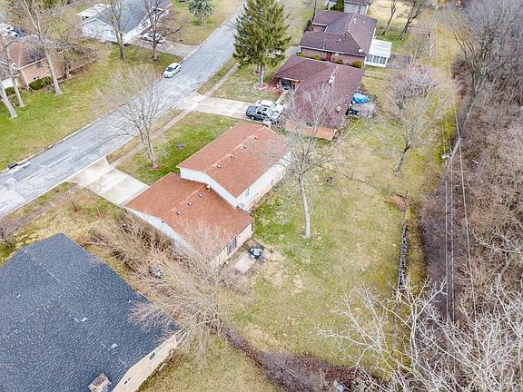 4th image of 3906 Bradwood Dr