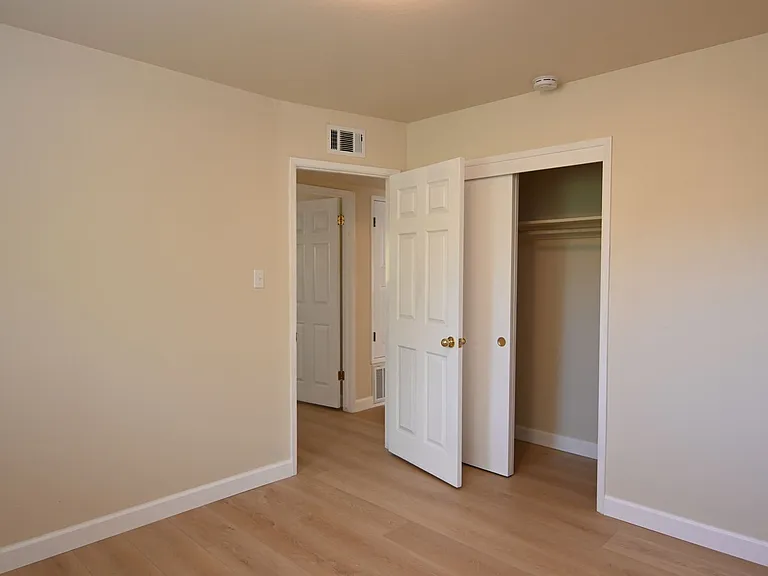 3421 Eden Dr — Photo 17