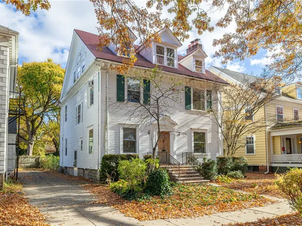 70 Dartmouth St, Rochester, NY 14607