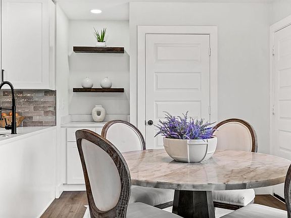 3rd image of 2205 Timberwood #2205